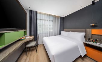 CEO Wanting Hotel