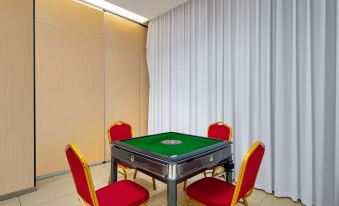 Sanjiang City ID Hotel (Yibin University Jiangbei Campus Wuliangye Road)