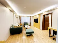 Yiren Hotel (Tongliao Railway Station People's Park) فنادق في 
