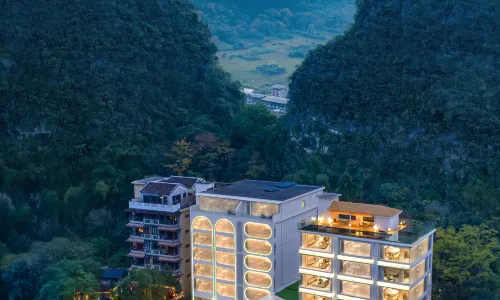 Miao Zai Shan Ye resort hotel (Yangshuo Yulong River Qian Gu Qing Branch)