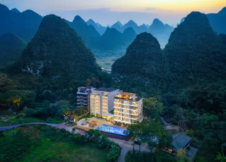 Miao Zai Shan Ye resort hotel (Yangshuo Yulong River Qian Gu Qing Branch)