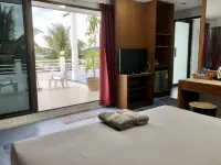 Benjamin Resort Hotels near Tsunami Monument