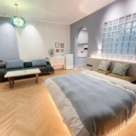 Cloud Apartments