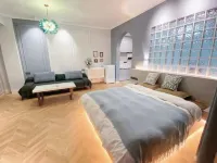 Cloud Apartments