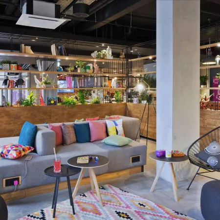 Moxy Berlin Humboldthain Park Отели рядом с достопримечательностью «Стадион в Виттенау»