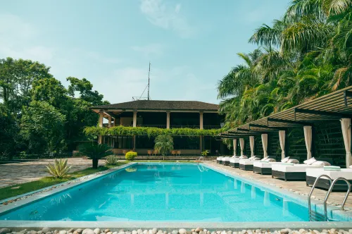 Kasara Resort Hotels in Chitwan