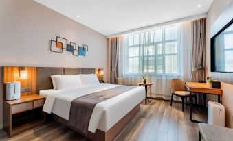 Homeinn Plus Hotel (Ordos Dongsheng Wanzheng Plaza)