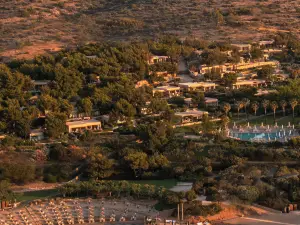 Popular Hotels with Villas in Attica