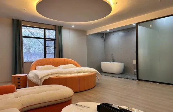 隨縣唐鎮宴酒店