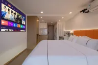 Yantai Yunji Business Travel Apartment Vanke Square Shop - Condos