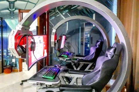 Linqu Reni e-Sports Hotel (Huangshan Road Branch) Отели в г. Линцюй