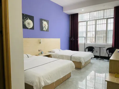 Yucheng Hotel - شرفة
