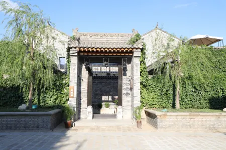 Qianshi Hostel Отели рядом с достопримечательностью «Yan'an Vocational and Technical College»