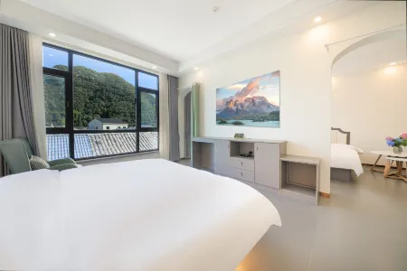 Longlinba Xiaoyinyuye Homestay Отели рядом с достопримечательностью «Fuyang Longlinba Sceneic Area»