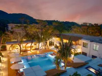 Luxury Wave‘s Home