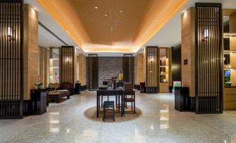 Lily One Court Hotel(Foshan Zu Temple Creative Industrial Park Store )