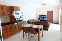 พูลวิลล่าใกล้ทะเล บ้านเดอะพูลเฮาส์พัทยา หมายเลข 8 The Pool House Pattaya No.8