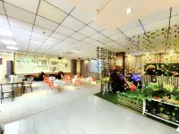 โรงแรม MYM - ที่มีบาร์