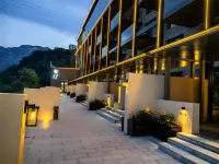 Huguan Xinghengyang Holiday Hotel - Cheap