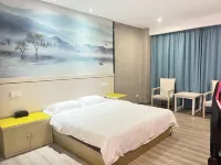 Top Player E-Sports Hotel