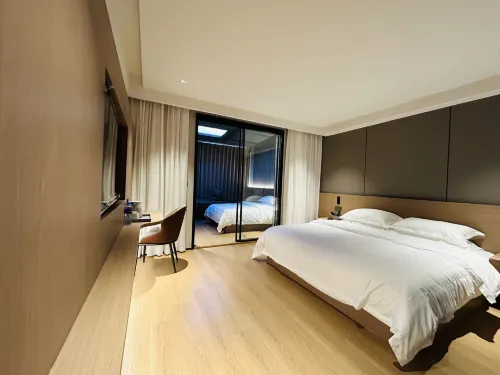 Songpan Mingliang Business Hotel