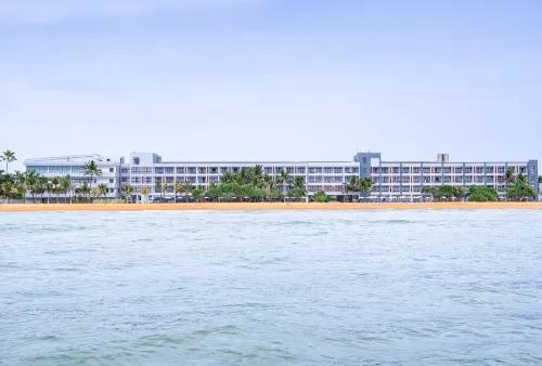 Jie Jie Beach Hotel - parking