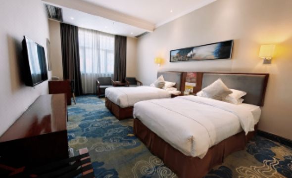 Korla Mingyue Crown Hotel (Train Station)