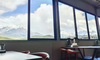 Litang Genie Zebamanxiangju Homestay