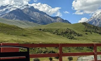 Litang Genie Zebamanxiangju Homestay