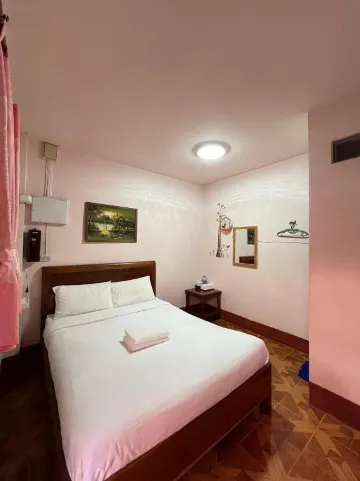 ห้องสแตนดาร์ด เตียงใหญ่ 1 เตียง