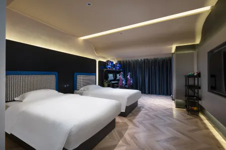 TP E-sports Hotel (R&F Haizhu City Jiangnan West Subway Station Branch)