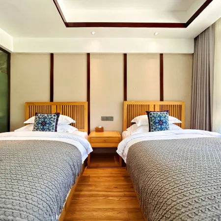 Dianzui Pavilion Homestay (East Gate Tourist Center Branch, Fanjing Mountain Scenic Area)