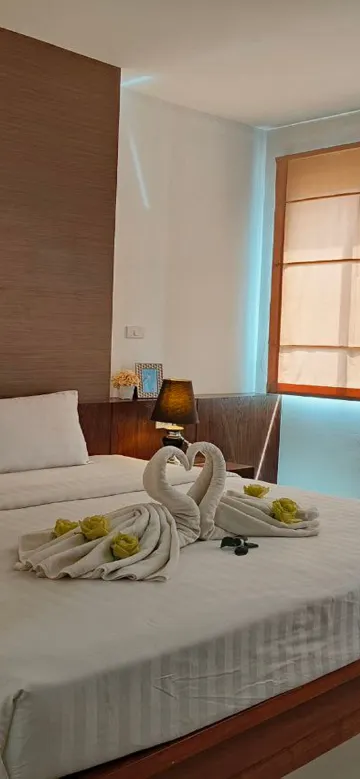 ห้องดีลักซ์ เตียงใหญ่ ปลอดบุหรี่