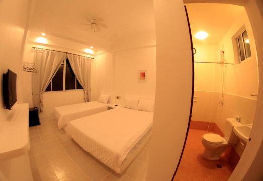 호텔 수영장 전경