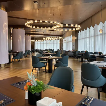 DONGXIANG LN DONGFANG HOTEL