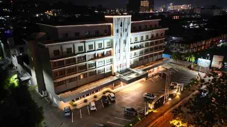 Aglow Hotel Harbor Bay Batam