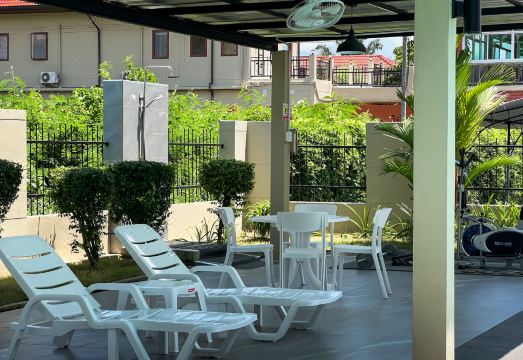 타창 에어포트 호텔