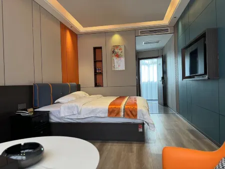 Jiazhou Hotel Отели рядом с достопримечательностью «Baiyun Temple»