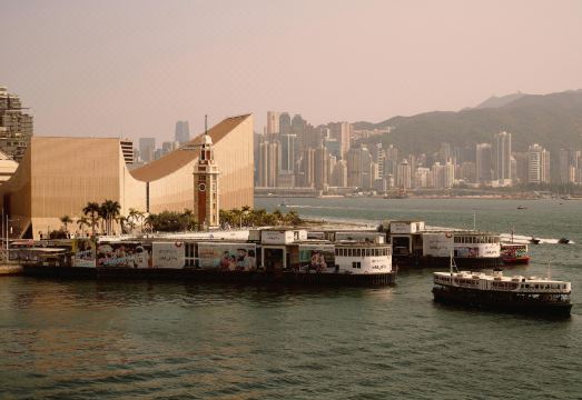 2. 할리우드 게스트..