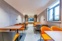 Aifeel Hotel (Hejin Zhenxing Road XiangJiang Square) - breakfast