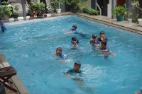 New Wijaya Hotel - piscina
