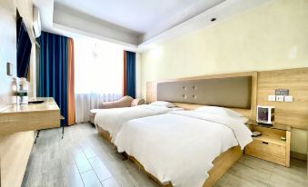 Yuelai Hotel (Nanning Shi Dashatian Subway Station Jinxiangdadao Subway Station)