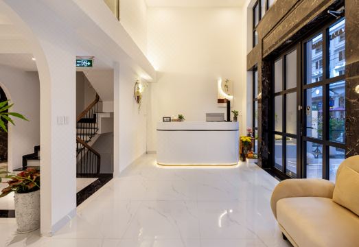 더 로열 스카이 외관