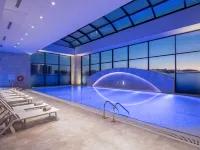 Doubletree by Hilton Istanbul Umraniye Hotels near Umraniye