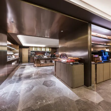 Crystal Hotel Wuhai Haibowan