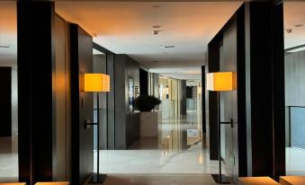 Fenglinwan S Movie Hotel (Haikou East Railway Station Fengxiang West Road)
