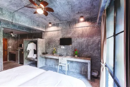 Stucco Loft Residency Отели рядом с достопримечательностью «Ват Пратхат Дой Сутхеп»