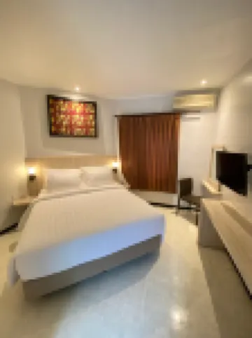 TUWUH HOTEL AT KAYUTANGAN