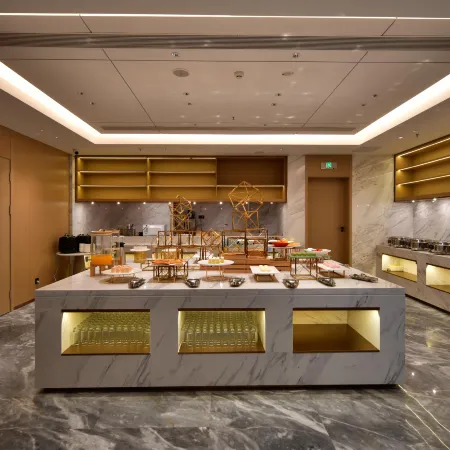 Elong Hotel (Nan'an Sports Center Branch