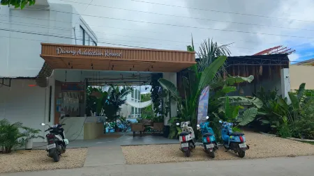 Diving Addiction Resort Отели рядом с достопримечательностью «South Farm Panglao Bohol»